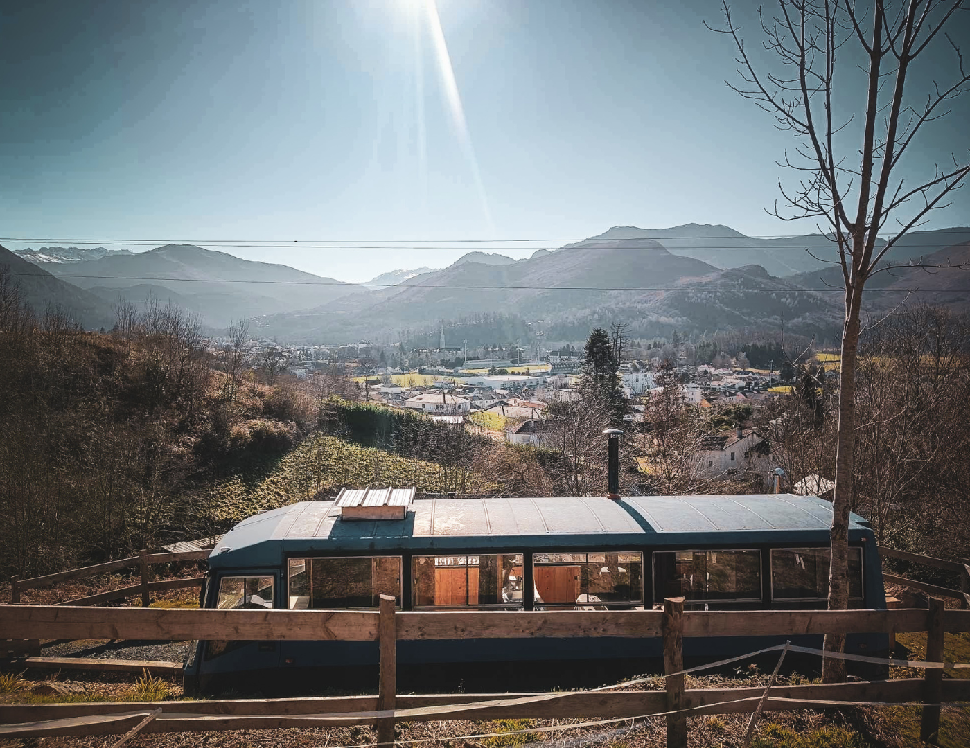 Photo vue bus Loc et Spa Pyrénées